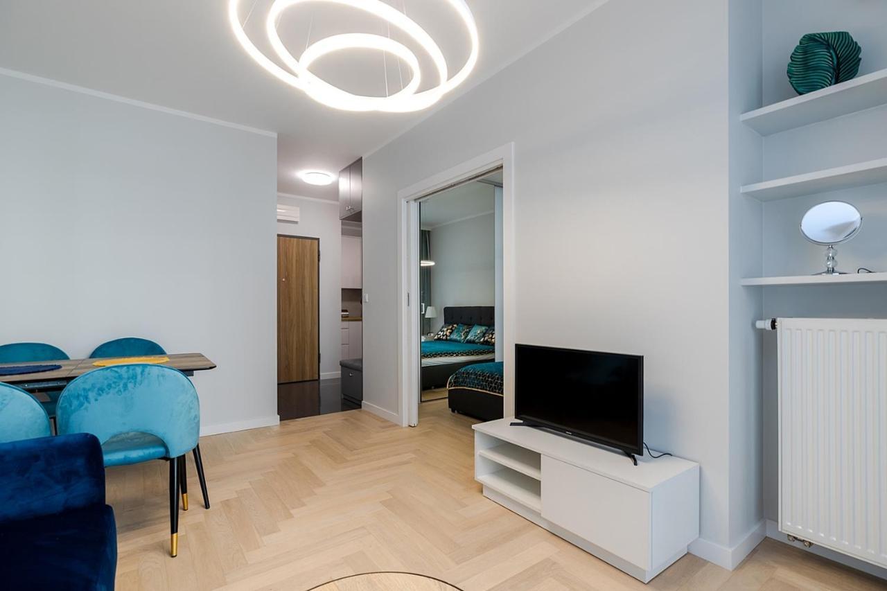 Wola Luxe Apartment ワルシャワ エクステリア 写真
