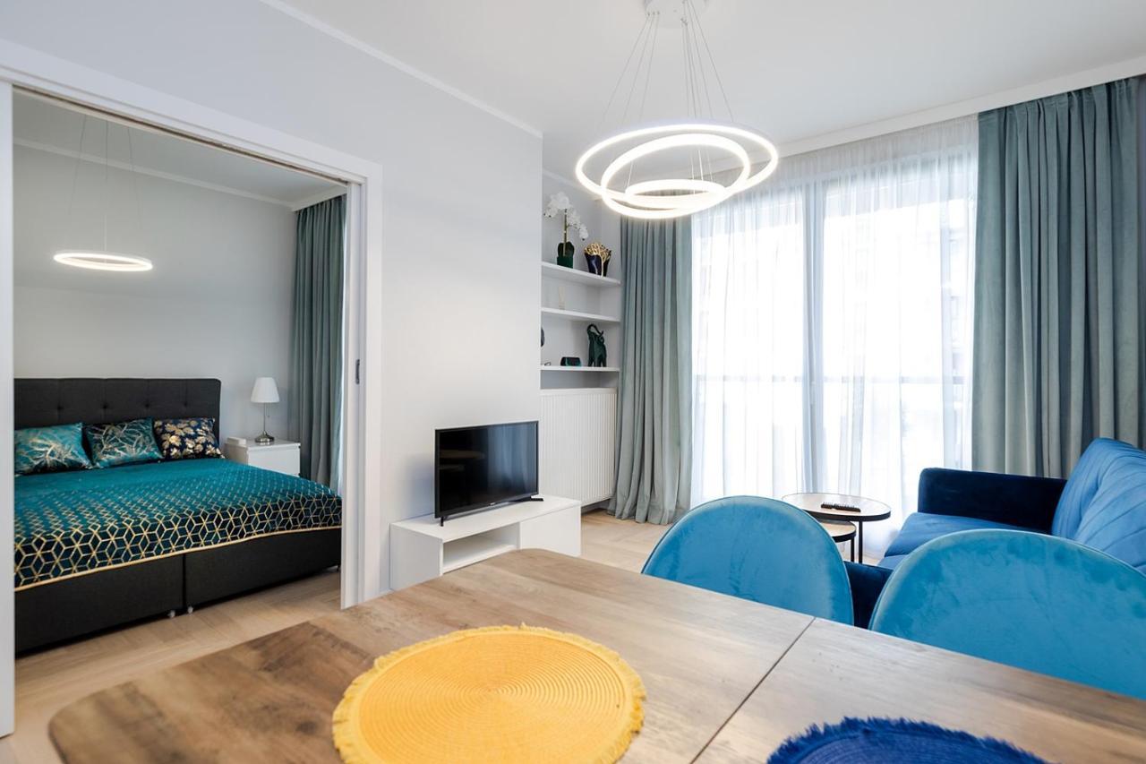 Wola Luxe Apartment ワルシャワ エクステリア 写真